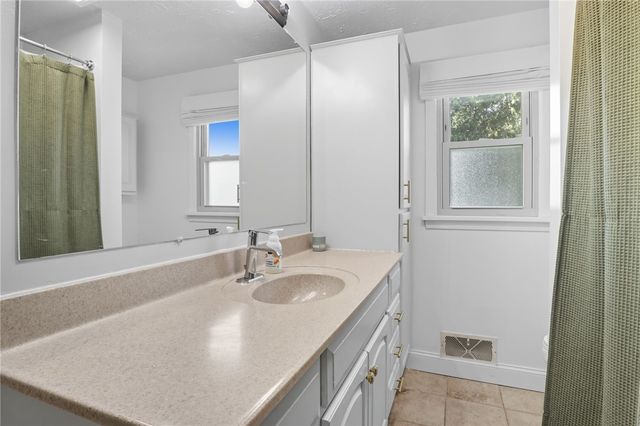 144 Crosby Lane, Greece, NY 14612