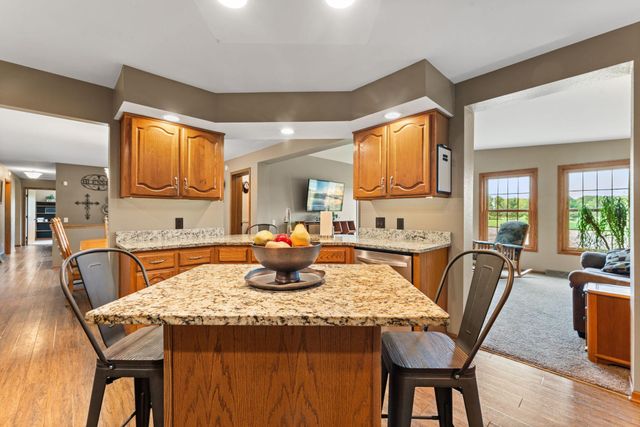 43224 Cedarcrest Trail, Harris, MN 55032