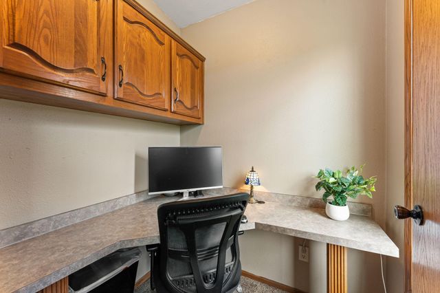 43224 Cedarcrest Trail, Harris, MN 55032