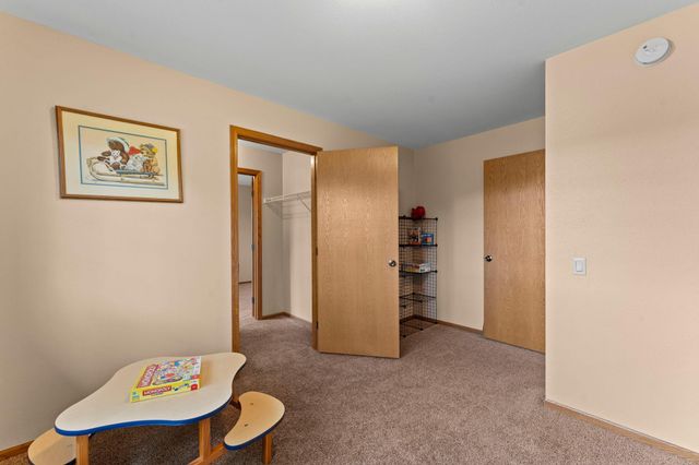 43224 Cedarcrest Trail, Harris, MN 55032
