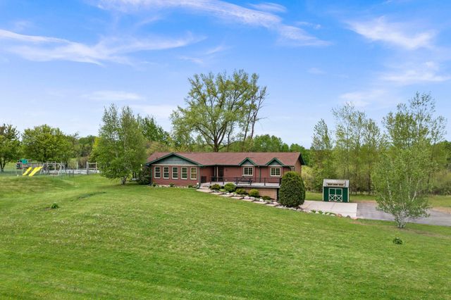 43224 Cedarcrest Trail, Harris, MN 55032