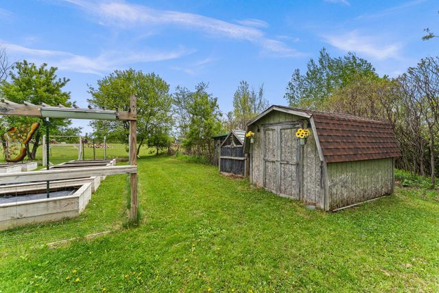 43224 Cedarcrest Trail, Harris, MN 55032