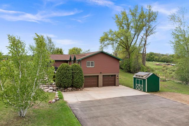 43224 Cedarcrest Trail, Harris, MN 55032