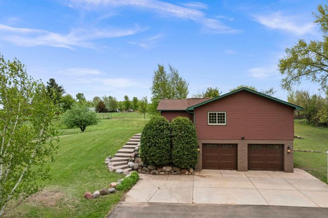 43224 Cedarcrest Trail, Harris, MN 55032