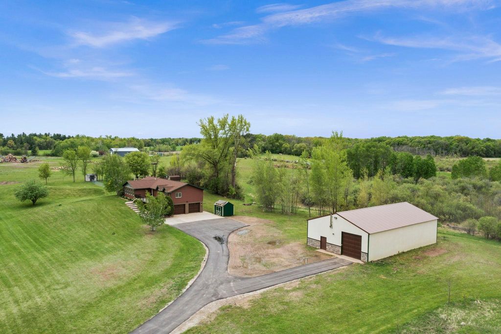 43224 Cedarcrest Trail, Harris, MN 55032