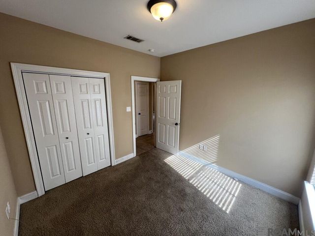 767 Summer Breeze Dr, Baton Rouge, LA 70810