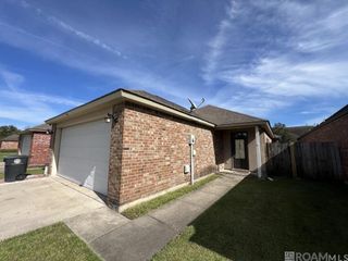 767 Summer Breeze Dr, Baton Rouge, LA 70810