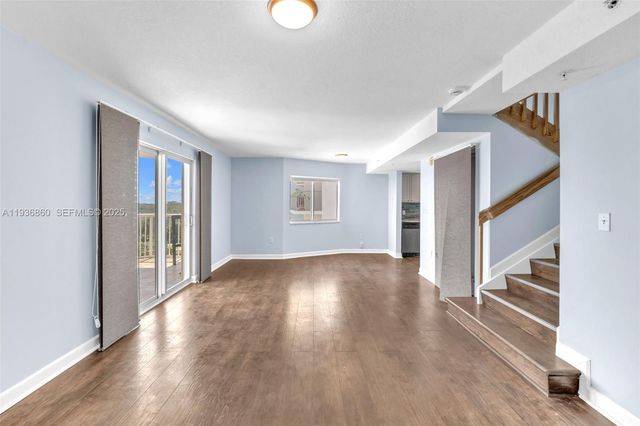 280 SW 20th Rd 904, Miami, FL 33129