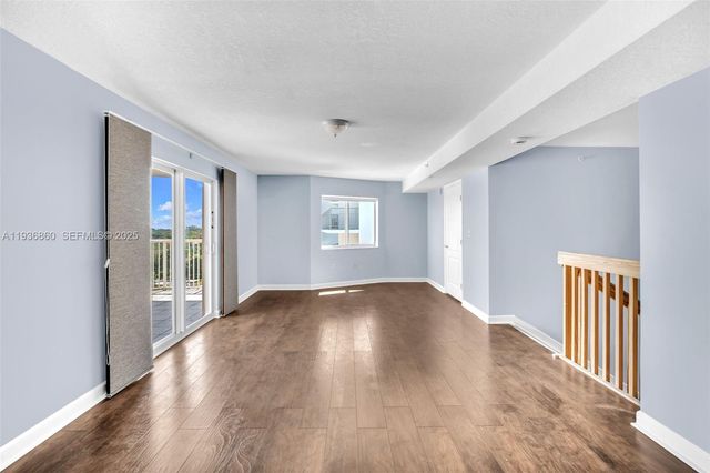 280 SW 20th Rd 904, Miami, FL 33129