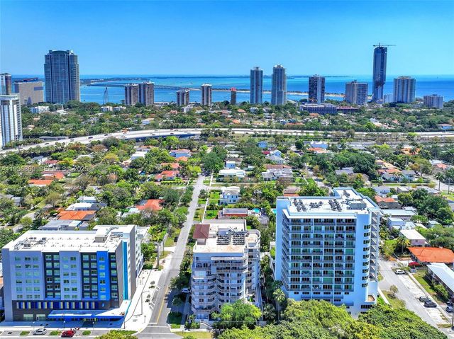 280 SW 20th Rd 904, Miami, FL 33129