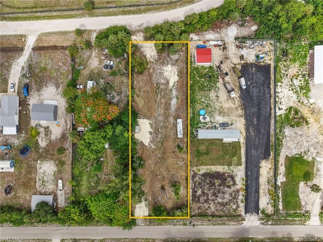 17761 Shelby LN, North Fort Myers, FL 33917