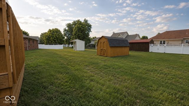 210 Bishop Drive, Seymour, IN 47274