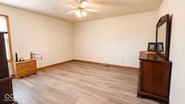210 Bishop Drive, Seymour, IN 47274