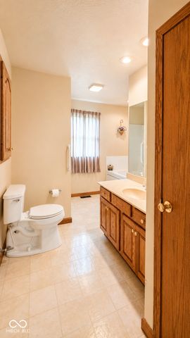 210 Bishop Drive, Seymour, IN 47274