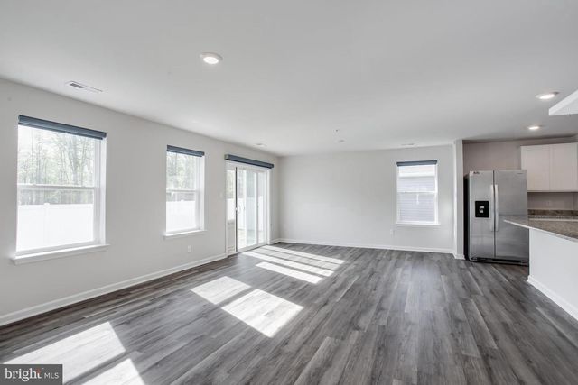 291 FOREST EDGE AVE, La Plata, MD 20646