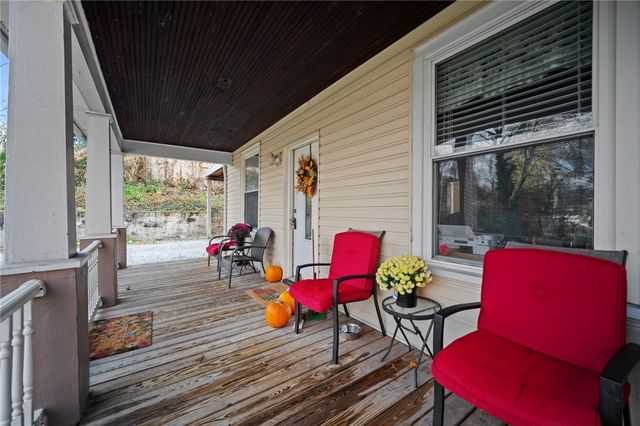 10 Jacquette Pl, Uniontown, PA 15401