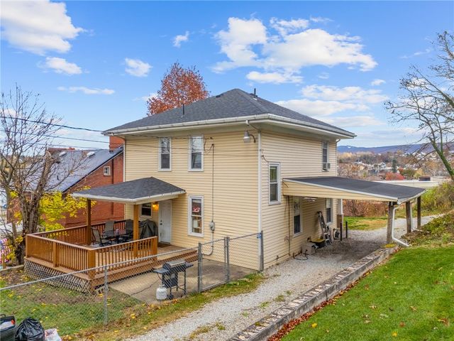 10 Jacquette Pl, Uniontown, PA 15401