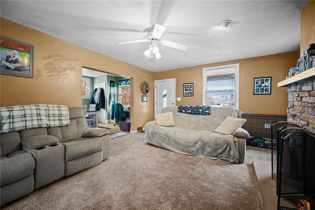 10 Jacquette Pl, Uniontown, PA 15401