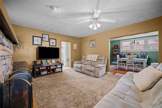 10 Jacquette Pl, Uniontown, PA 15401