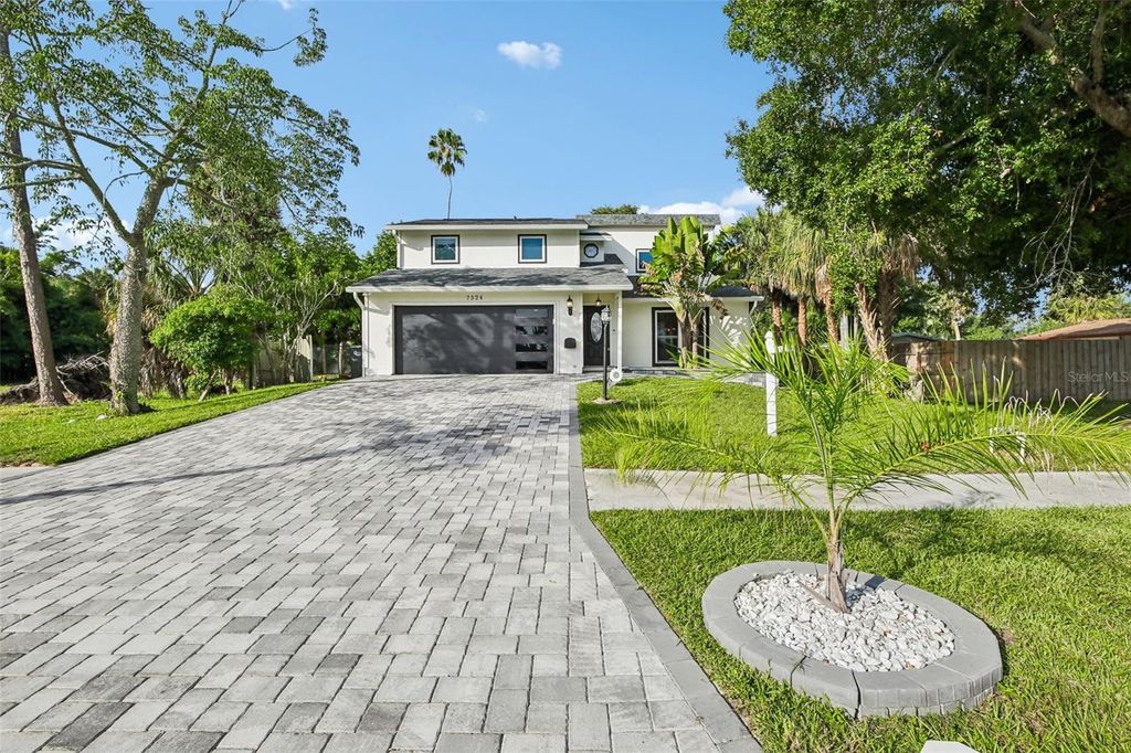 7324 PHILLIPS STREET, SARASOTA, FL 34243 — photo 2
