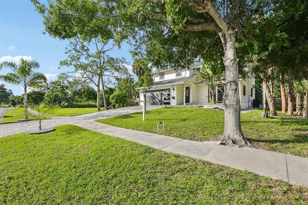 7324 PHILLIPS STREET, SARASOTA, FL 34243 — photo 4
