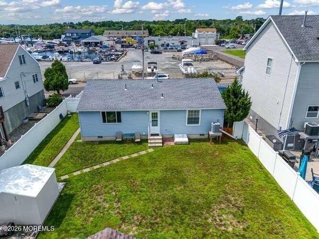 625 Beachwood Avenue, Toms River, NJ 08753