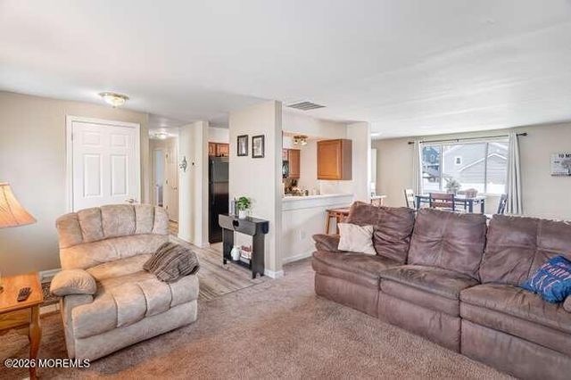 625 Beachwood Avenue, Toms River, NJ 08753