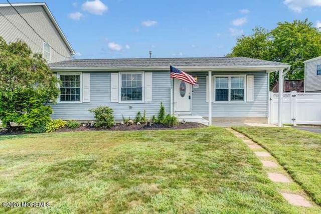 625 Beachwood Avenue, Toms River, NJ 08753