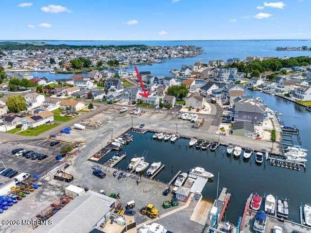 625 Beachwood Avenue, Toms River, NJ 08753
