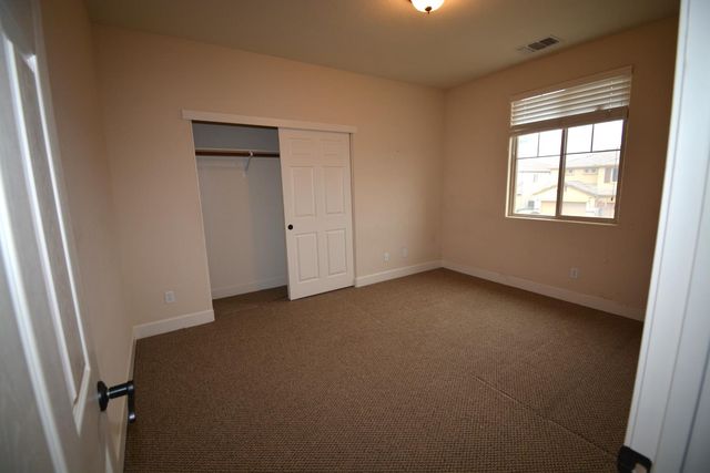 3310 N Jason Avenue, Fresno, CA 93737