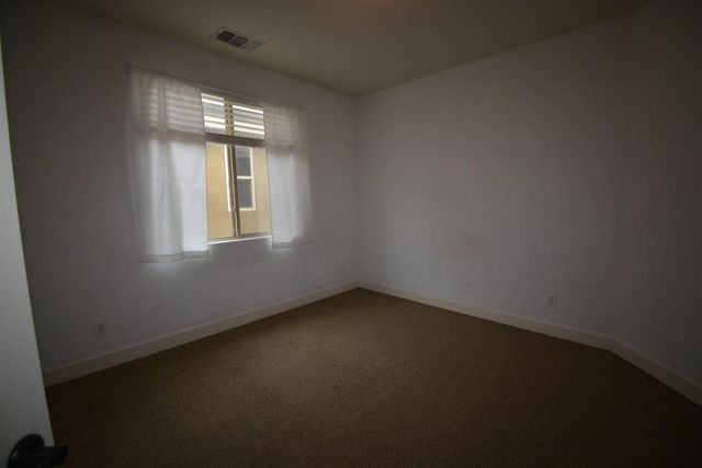 3310 N Jason Avenue, Fresno, CA 93737