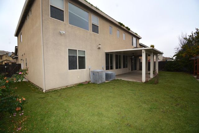 3310 N Jason Avenue, Fresno, CA 93737