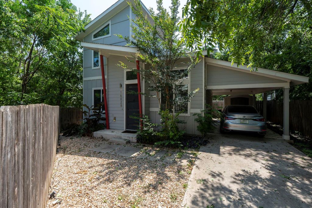 1602 Chestnut Ave B, Austin, TX 78702
