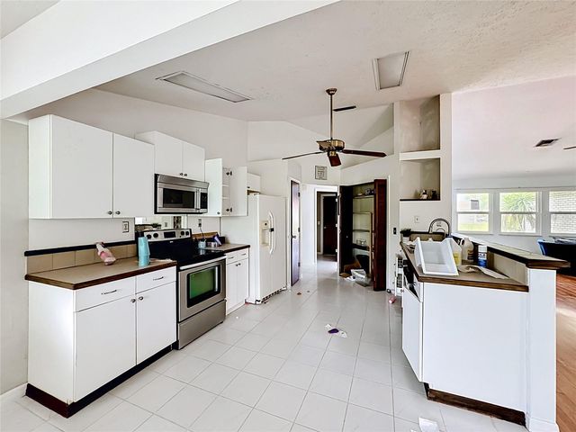 1654 SE FALLON DRIVE, Port St Lucie, FL 34983