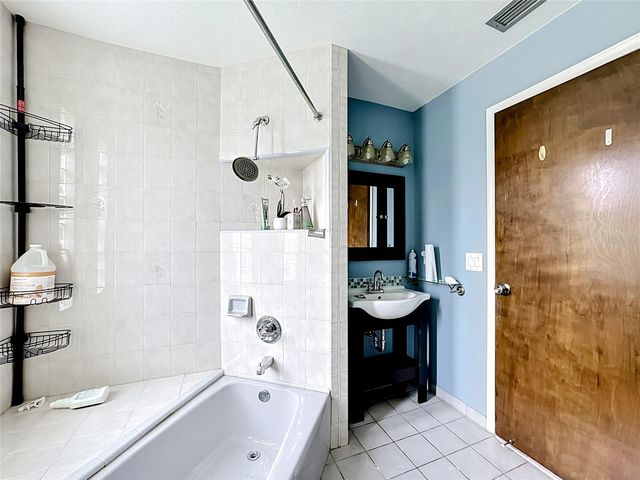 1654 SE FALLON DRIVE, Port St Lucie, FL 34983