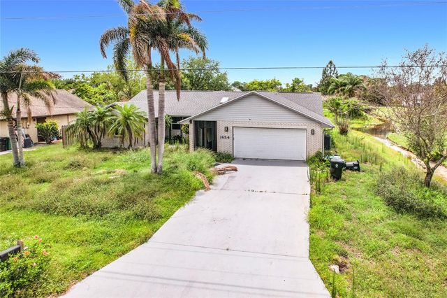 1654 SE FALLON DRIVE, Port St Lucie, FL 34983