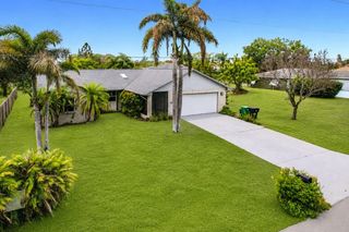 1654 SE FALLON DRIVE, Port St Lucie, FL 34983