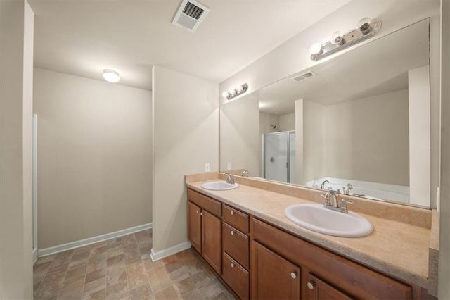 1558 Park Brooke Circle SW 19, Marietta, GA 30008