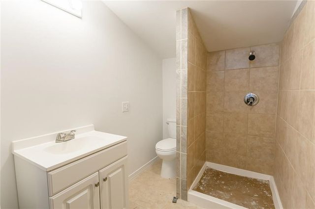 7786 State Route 5 and 20, East Bloomfield, NY 14469