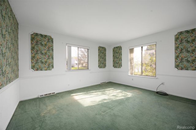 3036 Shawnee Lane, Waterford Charter Township, MI 48329