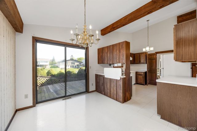 3036 Shawnee Lane, Waterford Charter Township, MI 48329