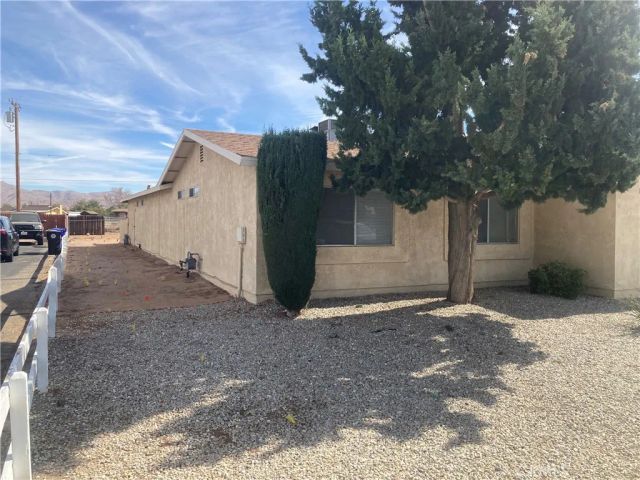 13237 Mohawk, Apple Valley, CA 92308