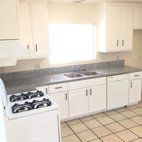 13237 Mohawk, Apple Valley, CA 92308