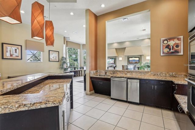 5536 METROWEST BOULEVARD 8-311, Orlando, FL 32811