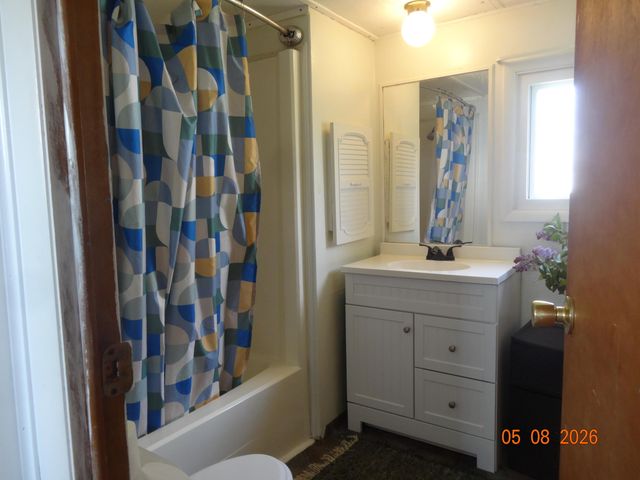 538 E 82nd Street, Newaygo, MI 49337