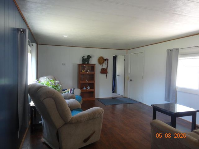 538 E 82nd Street, Newaygo, MI 49337