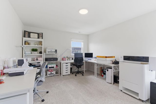 547 Marilyn Way, Valparaiso, IN 46385