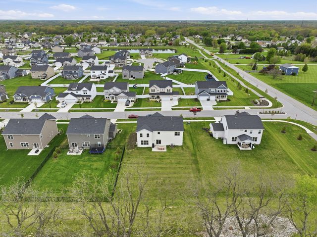 547 Marilyn Way, Valparaiso, IN 46385