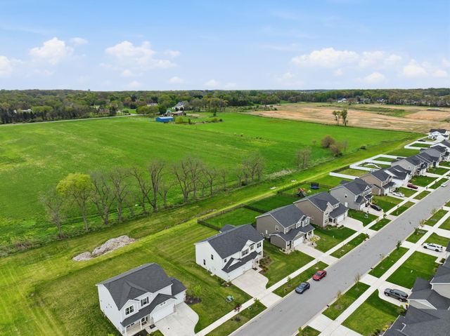 547 Marilyn Way, Valparaiso, IN 46385