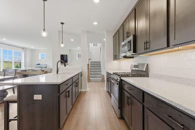 547 Marilyn Way, Valparaiso, IN 46385